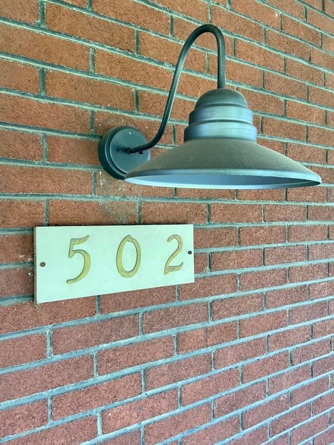 Photo - 502 E Lincoln Ave Casa Adosada