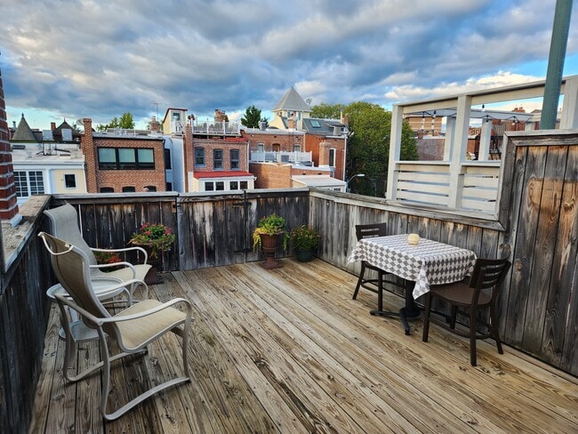 Photo - 1713 Riggs Pl NW