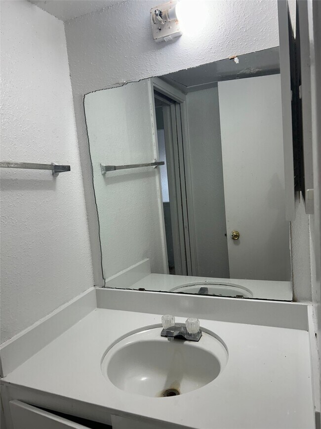 Photo - 6200 W Tidwell Rd Unit 1902