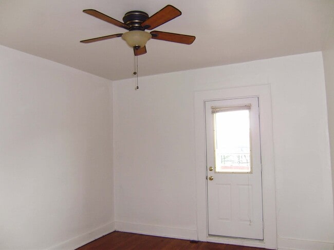 Photo - 5623 Woodmont St Unit 5623