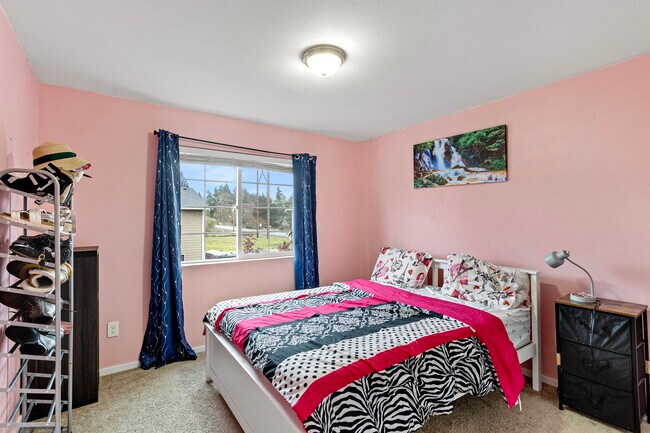 Photo - 16522 45th Ave E