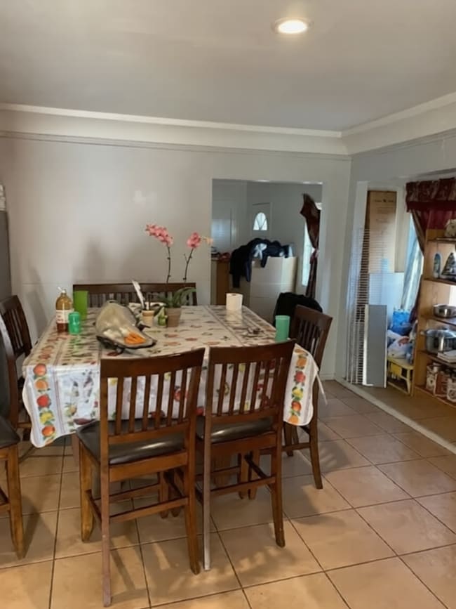 Photo - 5758 11th Ave