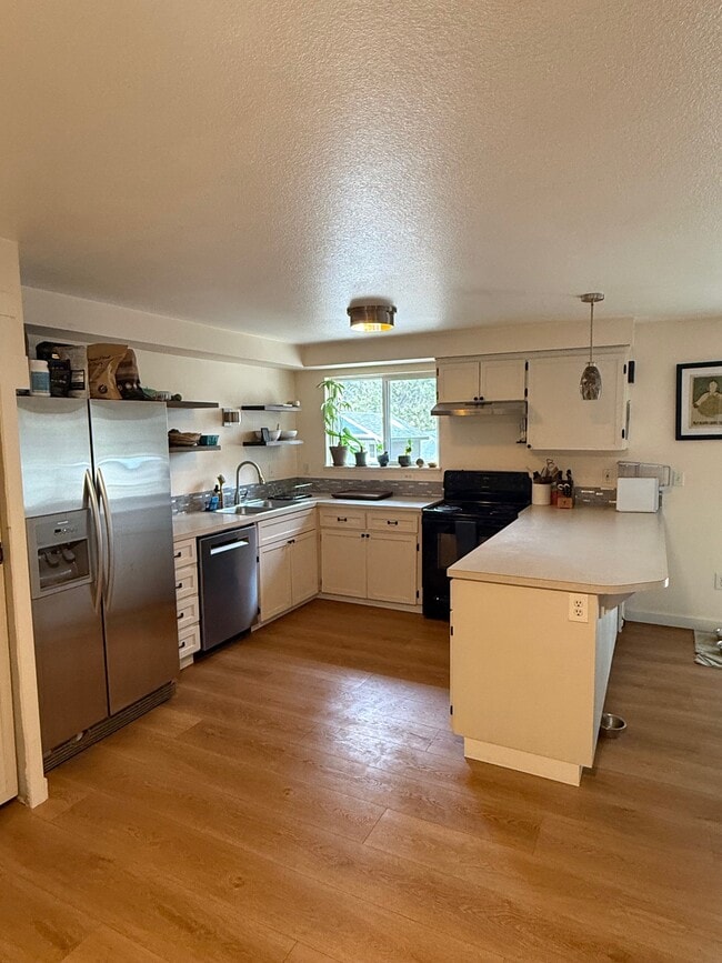 Photo - 19334 Mohawk Rd