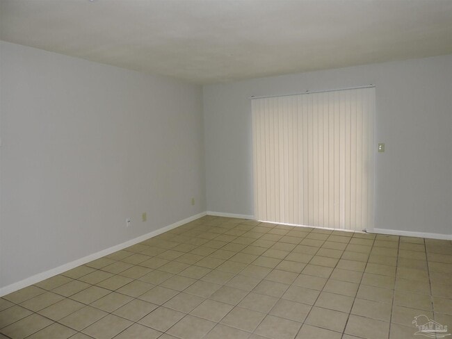 Photo - 130 E 9 Mile Rd