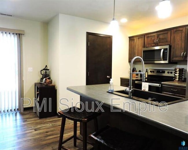 Photo - 9600 W Broek Dr