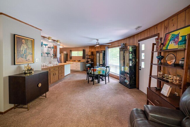 Photo - 516 McIntosh Dr