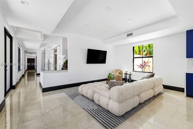 Photo - 3020 McDonald St