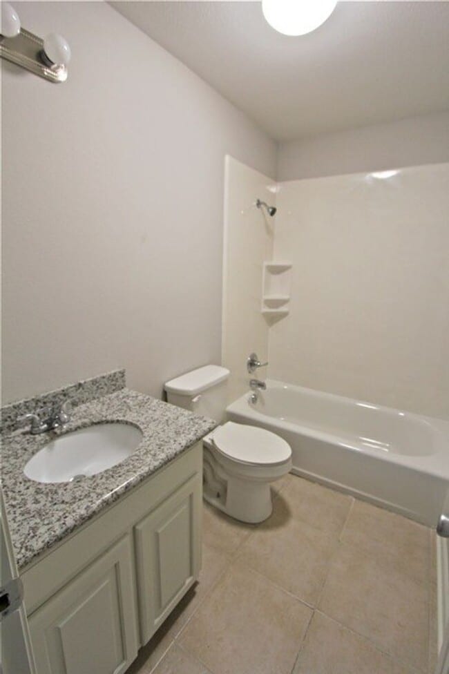 Building Photo - 29195 Unit A