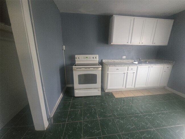 Photo - 4902 FM1765 Unit g