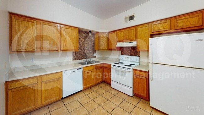 Photo - 4009 N Stone Ave