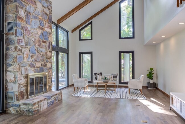 Photo - This Home is a Hole in One!