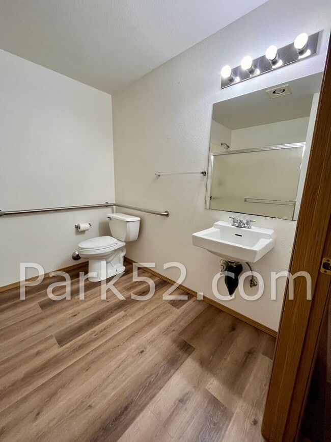 Photo - 1 Bedroom 1 Bathroom Ground Floor Bonney Lake Condo Unit #D2