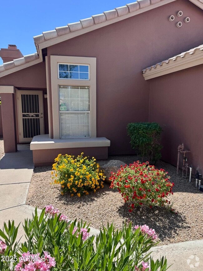 Building Photo - 4027 E Rancho Del Oro Dr Rental