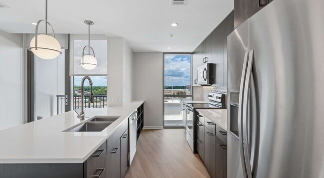 Photo - Vertis Green Hills