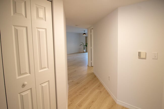 Photo - 1200 Crestwood Ct S Unit 1204