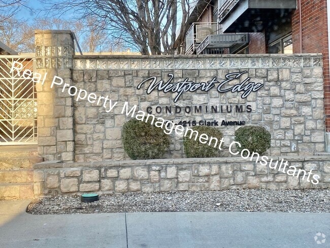 Building Photo - 1 Bedroom in Westport Unit 3 Rental
