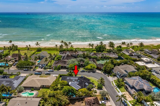 Building Photo - Private Beach Access, Pool, AC, Kailuana Loop Rental