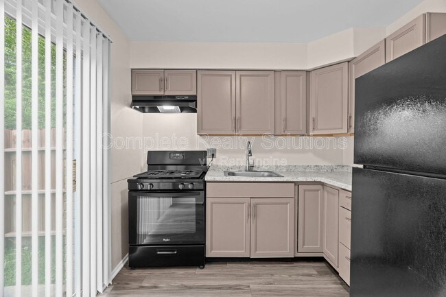 Photo - 2323 Woodson Rd Unit J