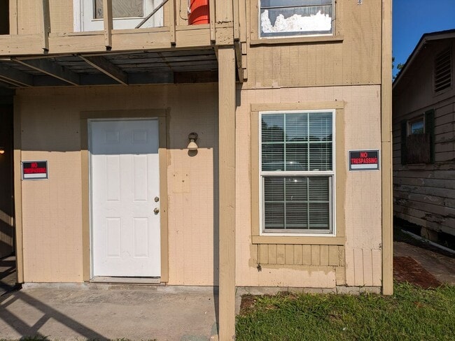 Photo - 4370 Avenue A Apartment Unit 4370  Avenue A  #4-RTR (6/27)