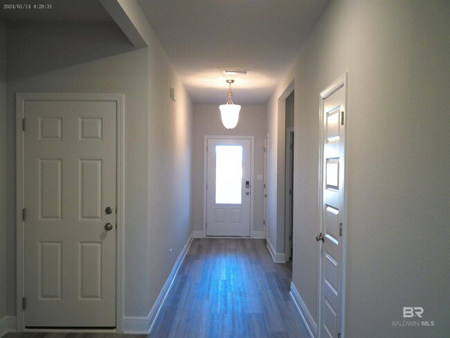 Photo - 13416 Shoshoney Cir