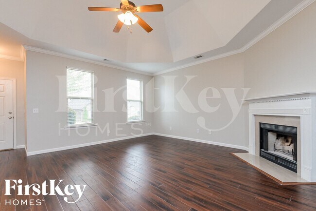 Photo - 1276 Washington Dr