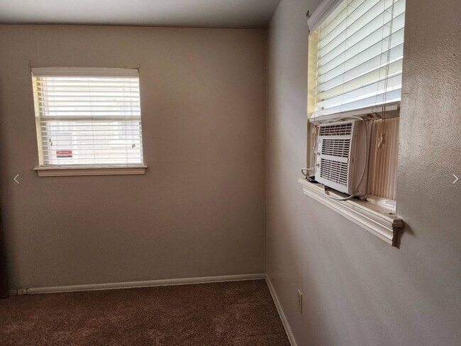 Photo - 5521 NW 41st St Unit 5521 1/2 NW 41st