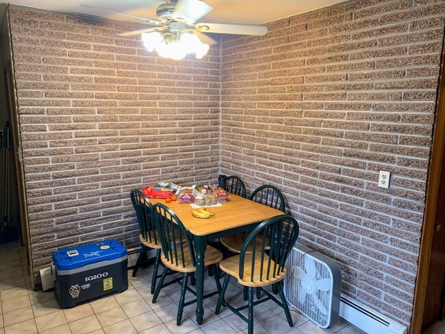 Photo - 540 Main St Unit R2