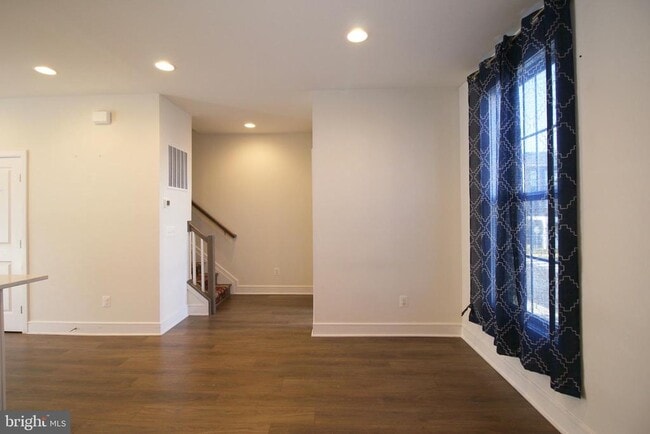 Photo - 6707 Upland Mnr Dr