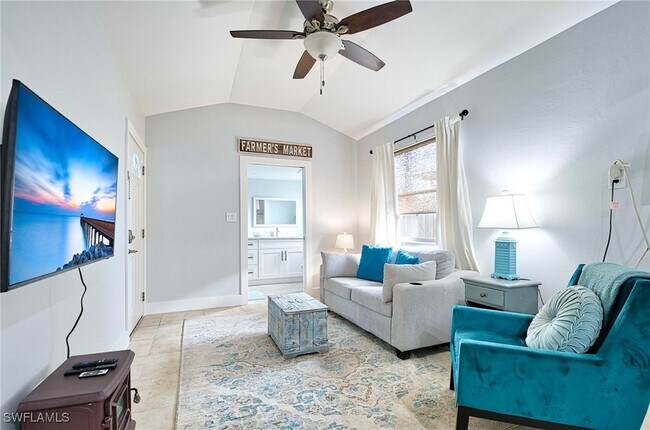 Photo - 827 100th Ave N