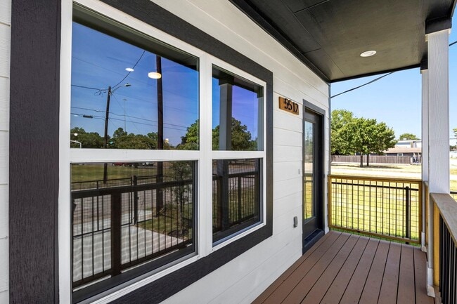 Photo - 5514 San Jose St