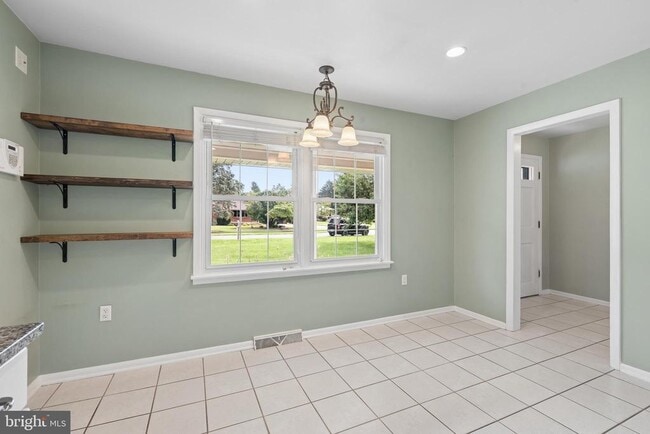 Photo - 8109 Broadview Dr