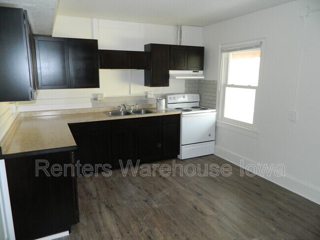 Photo - 3516 SW 9th St Unit 2