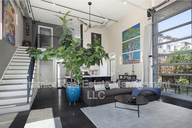 Building Photo - 2729 W 21st Ave Rental