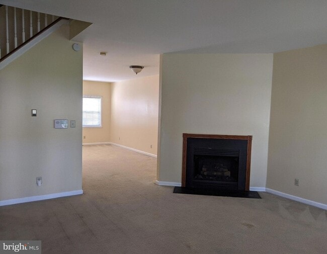 Photo - 331 Galway Dr