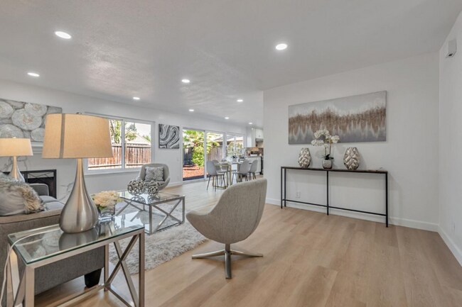 Photo - 4858 Rue Toulon Ct