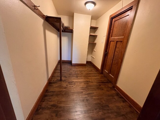 Photo - 916 Milwaukee Ave