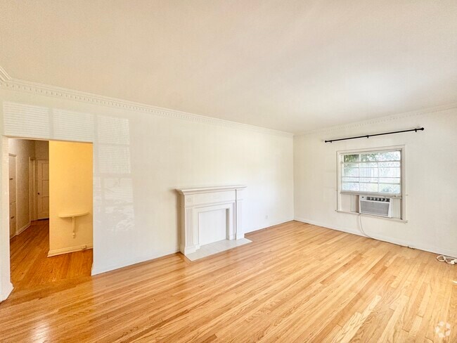 Building Photo - 107 N Harper Ave Unit 107 Rental