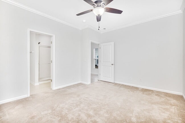 Photo - Heatherstone II - Berkshire Forest