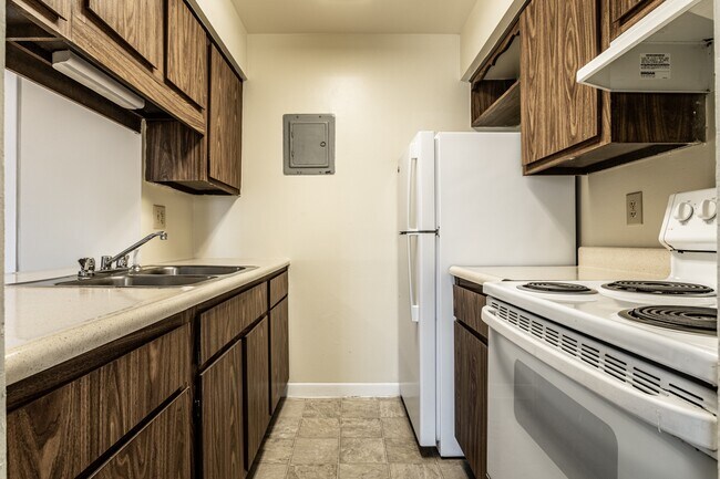 Scarborough Lake Apartments