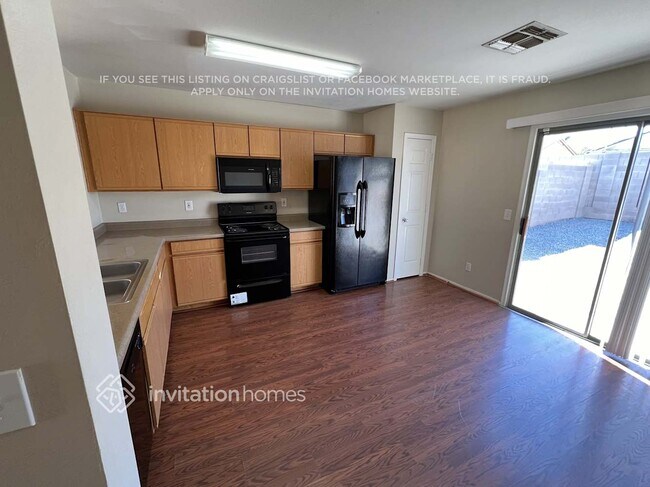 Photo - 12648 N Main St