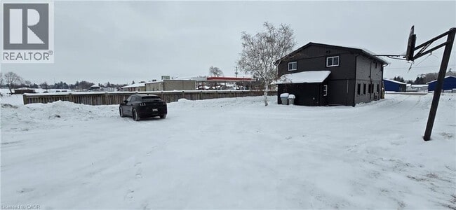 Photo - 2274 Line 34