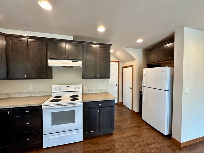 Photo - 2145 Seamount Dr