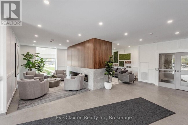 Photo - 1880 Gordon St Unit 204