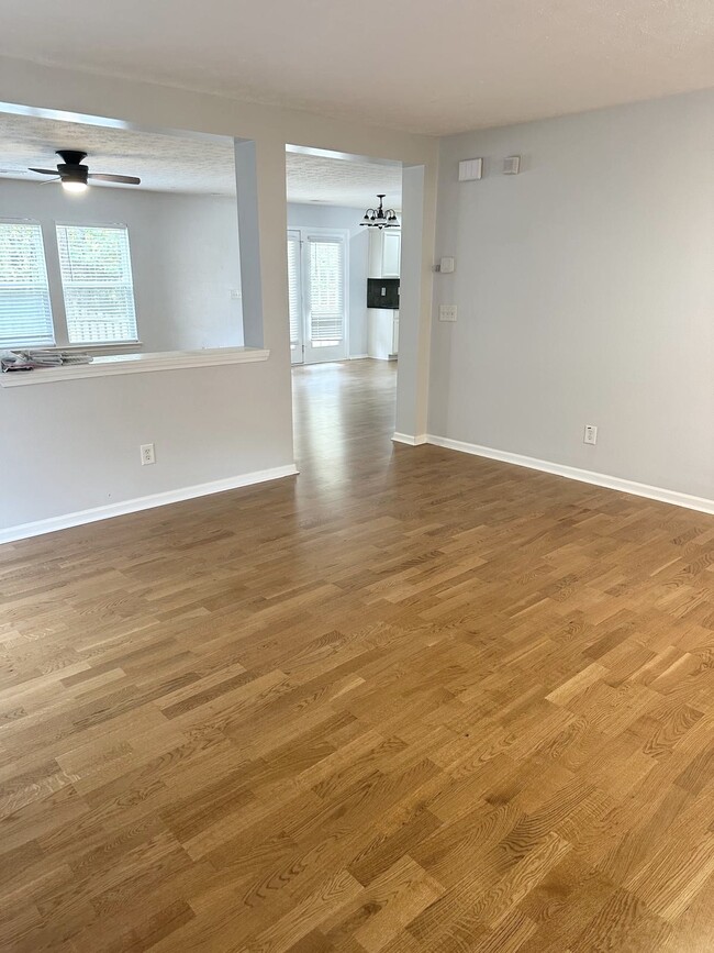 Photo - 125 Cedar Bay Cir