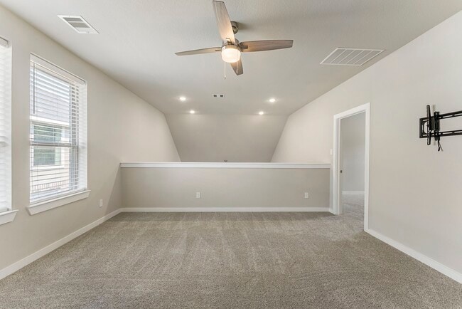 Building Photo - 421 Soapberry Tree Ct