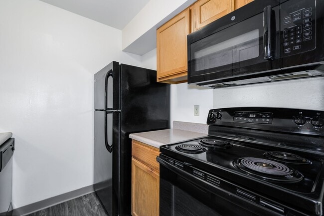 Photo - Oak Forest Apartments