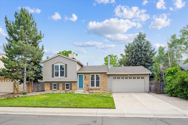 Fully Remodeled Spacious 3BR 2 Full Bath - 9385 Carr St Casa