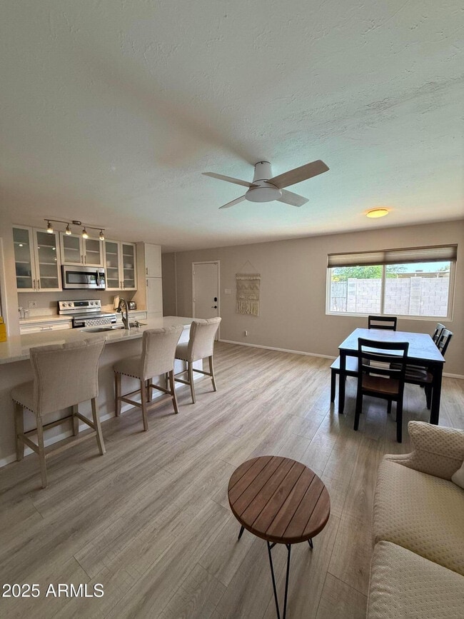 Photo - 6213 E Earll Dr