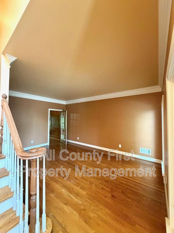 Photo - 2438 Kings Arms Dr