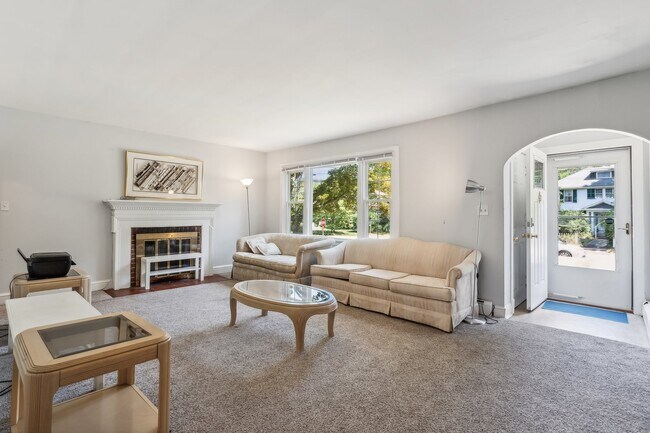 Photo - 4801 Guilford Rd